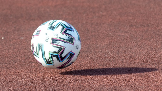 扑救让纽卡 扑救让纽卡